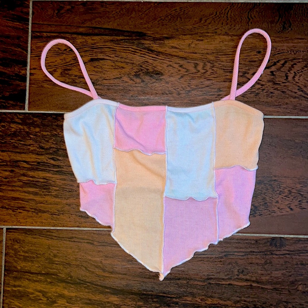 Fashionable pink pastel crop top